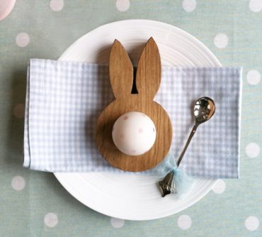 Hop & Peck Egg Cup