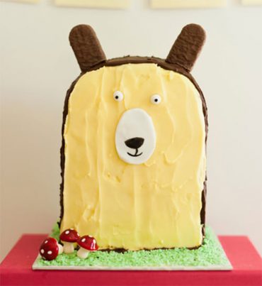 Brown Bear Birthday Cake
