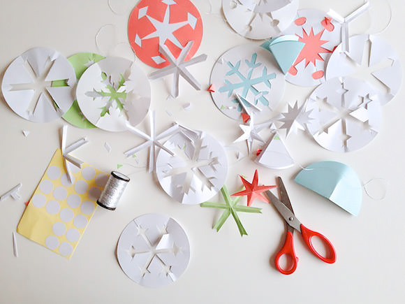 diy paper snowflake ornaments