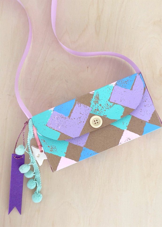 DIY EASY MINI PAPER PURSE / Paper Craft /Origami Purse DIY / Paper Crafts  Easy / Handmade Purse | Paper purse, Diy paper purses, Diy paper pouches